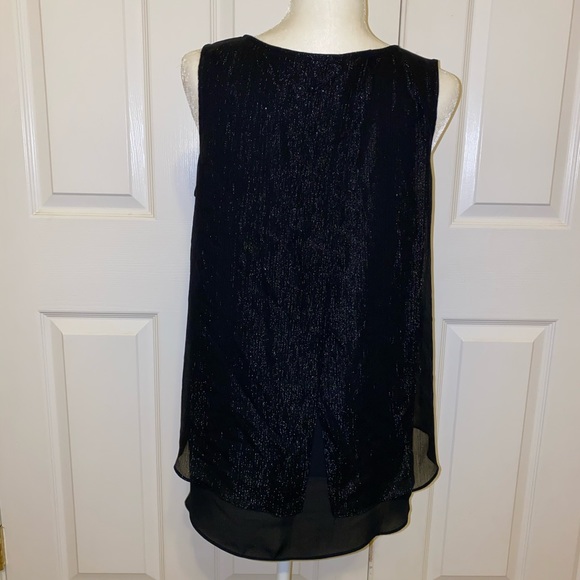 Shimmer Split Back Sleeveless Top - Picture 4 of 6